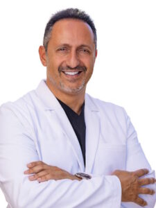 Robert Boostanfar 医师(Robert Boostanfar, MD)