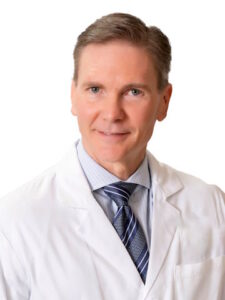 John G. Wilcox 医师（John G. Wilcox, MD）